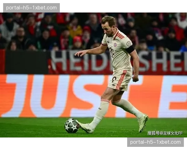 德甲即时战报：拜仁慕尼黑半场0-2落后勒沃库森，凯恩屡失良机